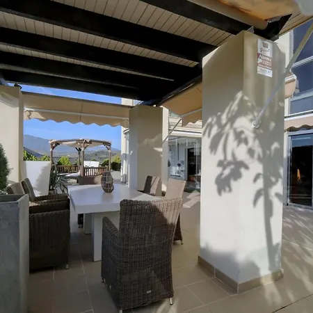 Acosta- Incredible Designer'S Terraced Flat *
