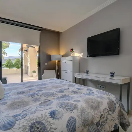 Сasa de vacaciones Acosta- Incredible Designer'S Terraced Flat Estepona