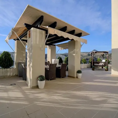 Сasa de vacaciones Acosta- Incredible Designer'S Terraced Flat Estepona