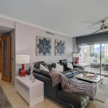 Acosta- Incredible Designer'S Terraced Flat